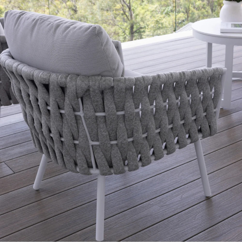 Capri Outdoor Lounge Chair