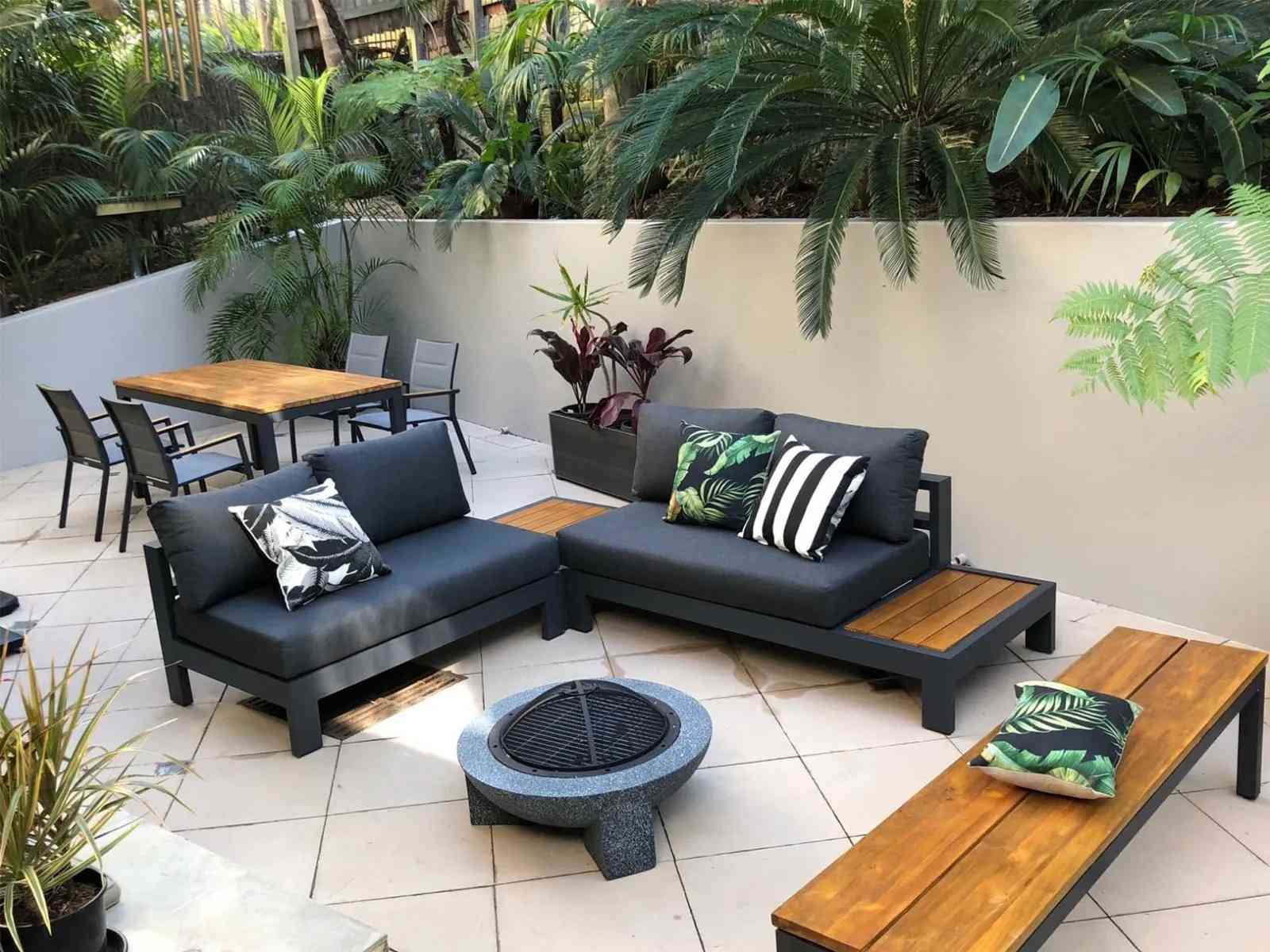 Aspen 4 Seater Outdoor Teak Platform Lounge Setting image 5