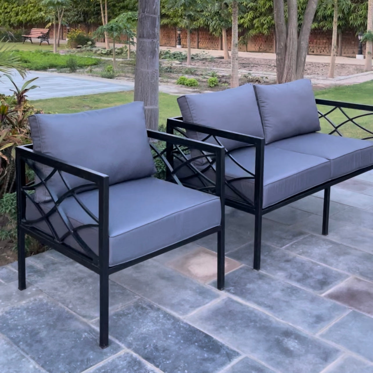 Elegante Contemporary Set - 6 Seater image 5