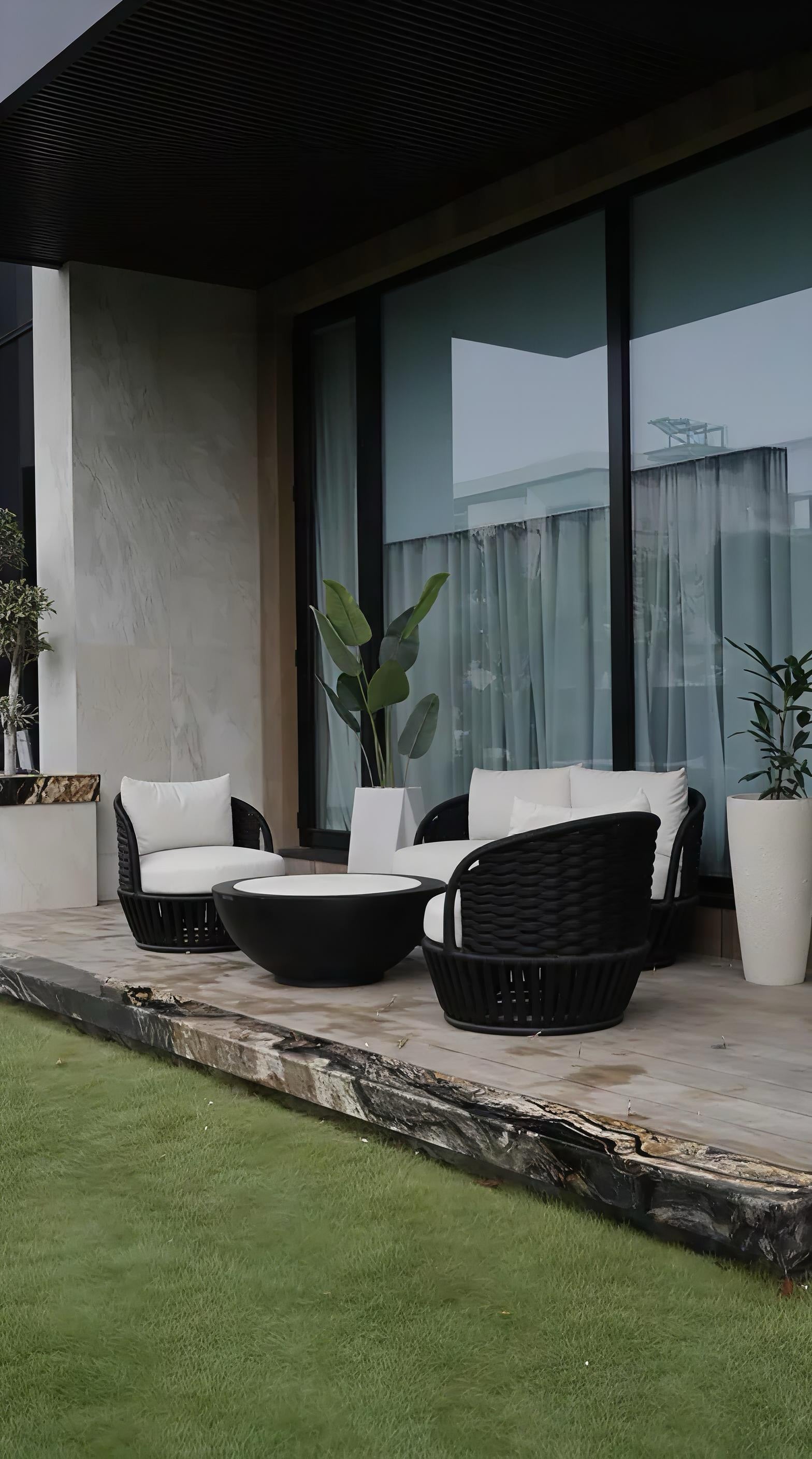 Rovello 5-Seater Outdoor Sofa Set