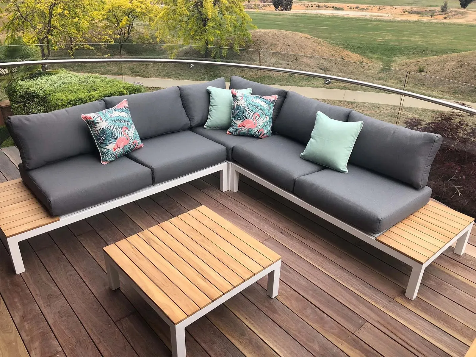 Pahios garden furniture